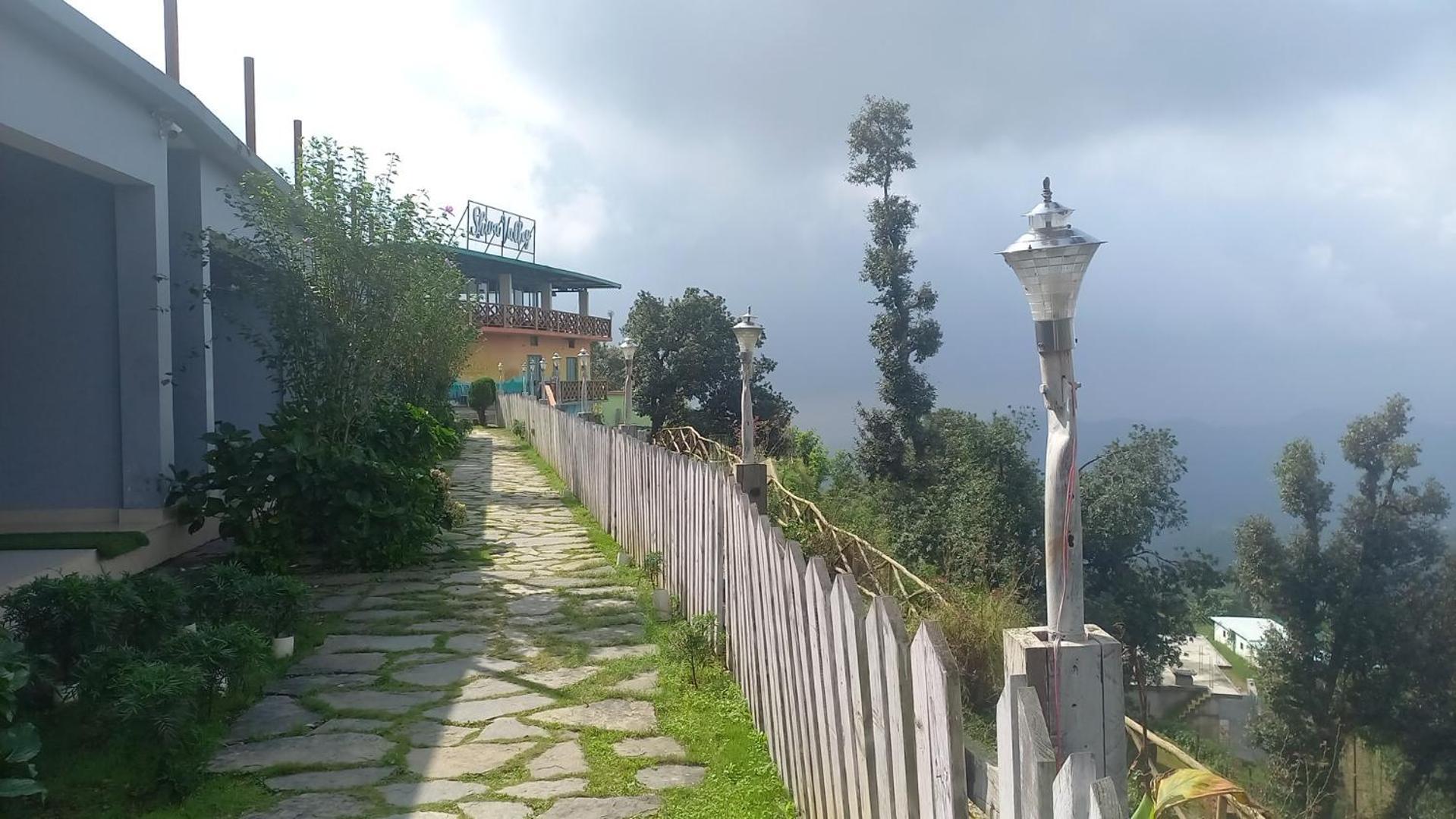 Shiva Valley Resort Kokhliyal Gaon Exterior photo